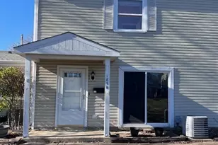 183 Judith Ct, Bartlett, IL 60103 - Photo 1