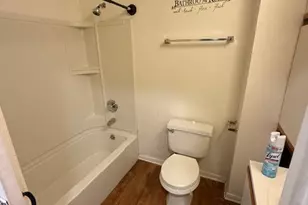 183 Judith Ct, Bartlett, IL 60103 - Photo 8