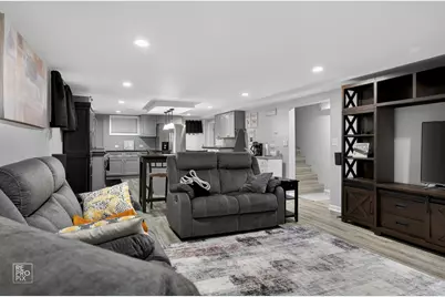 5016 Jarlath Avenue, Skokie, IL 60077 - Photo 18