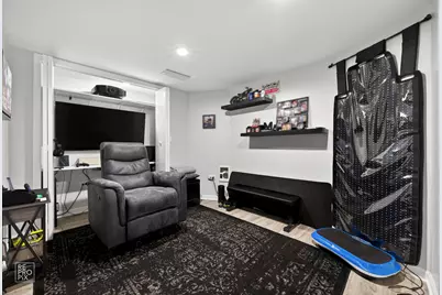 5016 Jarlath Avenue, Skokie, IL 60077 - Photo 24