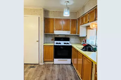 9001 S Cicero Avenue #327, Oak Lawn, IL 60453 - Photo 4