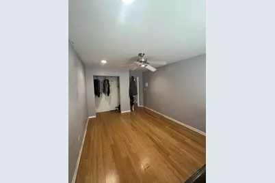 9737 S Calumet Avenue, Chicago, IL 60628 - Photo 10