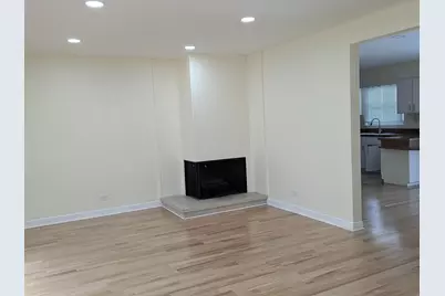 94 Jf Kennedy Boulevard, Elk Grove Village, IL 60007 - Photo 10