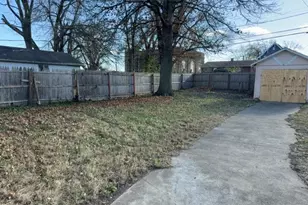 1638 4th St, Madison, IL 62060 - Photo 20