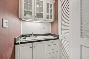 5555 N Sheridan Rd, Chicago, IL 60640 - Photo 12