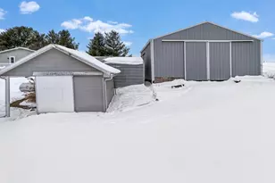 7980 E Ridott Rd, Ridott, IL 61067 - Photo 42