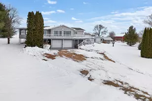 7980 E Ridott Rd, Ridott, IL 61067 - Photo 40