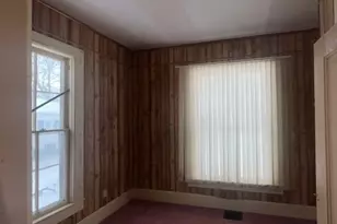 305 W Main St, Oakland, IL 61943 - Photo 10