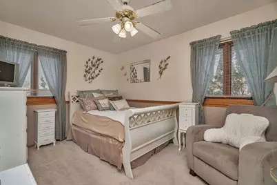 334 Hemlock Avenue, Romeoville, IL 60446 - Photo 10