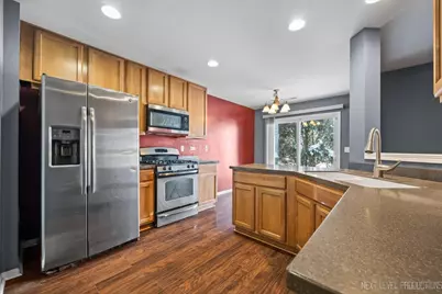 643 Hawley Drive #643, Oswego, IL 60543 - Photo 8