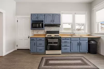 103 E Illinois Street, Mansfield, IL 61854 - Photo 8