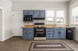 103 E Illinois St, Mansfield, IL 61854 - Photo 8