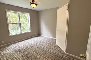 37150 S Macks Rd, Custer Park, IL 60481 - Photo 10