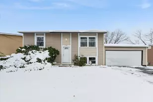 17781 Yale Ln, Country Club Hills, IL 60478 - Photo 1
