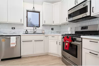 515 Edgewater Drive, Minooka, IL 60447 - Photo 8