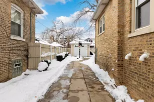 1412 S 14th Ave, Maywood, IL 60153 - Photo 26