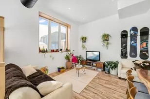 2415 Lake Ave, Wilmette, IL 60091 - Photo 4