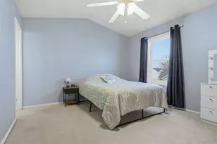 1108 Henry St, Normal, IL 61761 - Photo 12