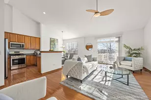 1931 Oxley Cir, Naperville, IL 60563 - Photo 4