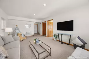 1931 Oxley Cir, Naperville, IL 60563 - Photo 14