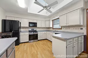 330 N Fairfield Ave, Lombard, IL 60148 - Photo 6