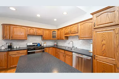 323 W Washington Street, West Chicago, IL 60185 - Photo 14