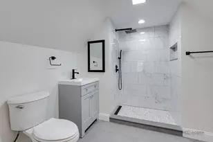 924 Lenox Ave, Waukegan, IL 60085 - Photo 20