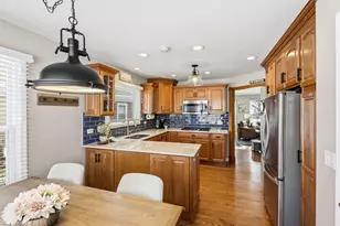 250 Country Club Dr, Prospect Heights, IL 60070 - Photo 6