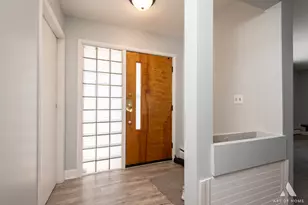 407 Farmington Ave, Joliet, IL 60435 - Photo 2