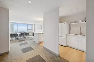 2728 N Hampden Ct, Chicago, IL 60614 - Photo 12