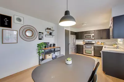 21061 W Marion Avenue, Mundelein, IL 60060 - Photo 10