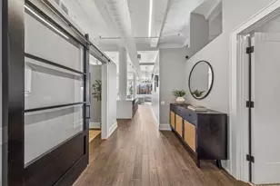 [Address not provided], Chicago, IL 60607 - Photo 2