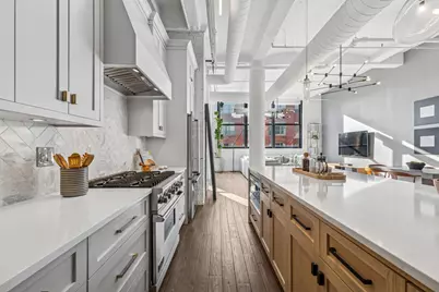 [Address not provided], Chicago, IL 60607 - Photo 10