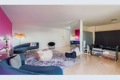 7033 N Kedzie Avenue #1004, Chicago, IL 60645 - Photo 4