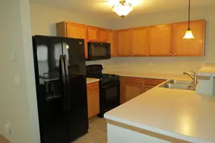 191 Mountain Laurel Ct, Romeoville, IL 60446 - Photo 8