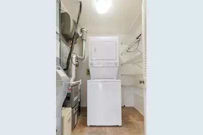 1907 Gresham Circle #D, Wheaton, IL 60189 - Photo 14