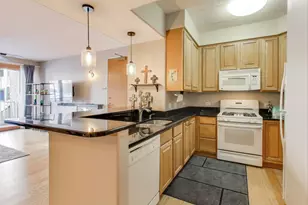1715 Pavilion Way, Park Ridge, IL 60068 - Photo 8
