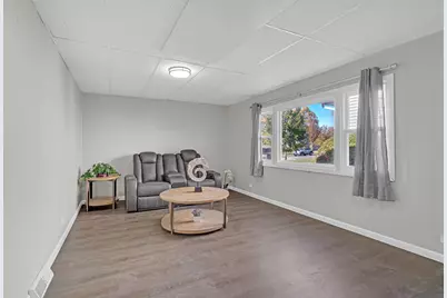 403 Arrowhead Trail, Carol Stream, IL 60188 - Photo 14