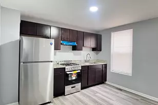 10739 S State St, Chicago, IL 60628 - Photo 2