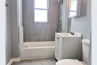 10739 S State Street, Chicago, IL 60628 - Photo 4