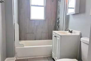 10739 S State St, Chicago, IL 60628 - Photo 4