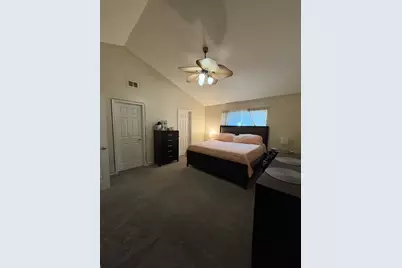 5586 Cambridge Way, Hanover Park, IL 60133 - Photo 12