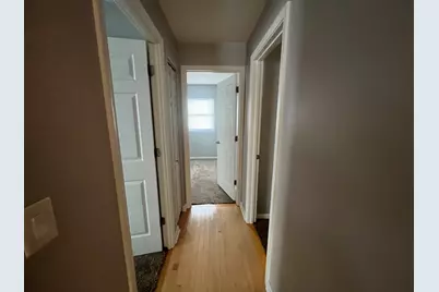 229 S Dearborn Avenue, Bradley, IL 60915 - Photo 8