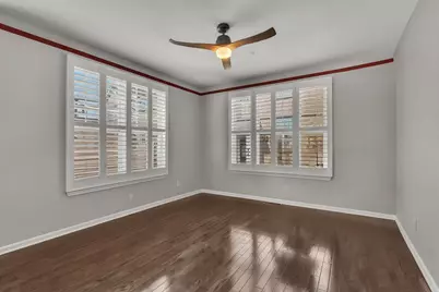 843 Lexington Circle E, Des Plaines, IL 60016 - Photo 24