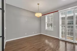 843 Lexington Cir E, Des Plaines, IL 60016 - Photo 26