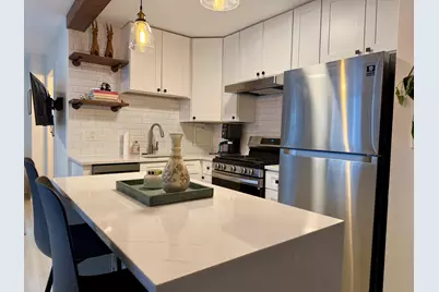 850 N Dewitt Place #7F, Chicago, IL 60611 - Photo 2