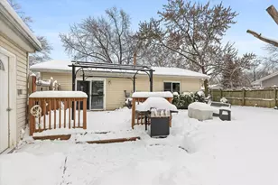 177 Shady Ln, Bolingbrook, IL 60440 - Photo 18