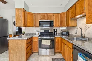 177 Shady Ln, Bolingbrook, IL 60440 - Photo 8