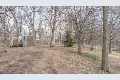 684 Sioux Drive, Freeport, IL 61032 - Photo 34