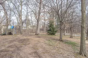 684 Sioux Dr, Freeport, IL 61032 - Photo 34